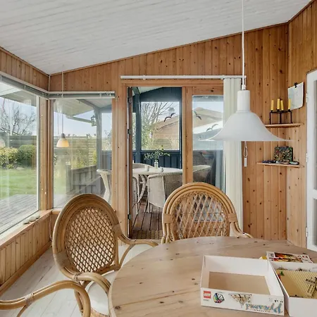 3 Bedroom Awesome In *