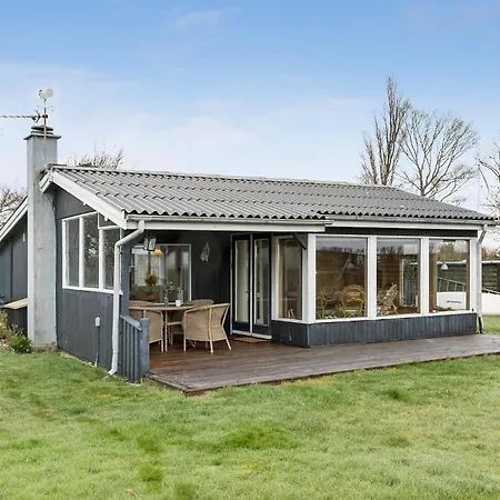 3 Bedroom Awesome In *