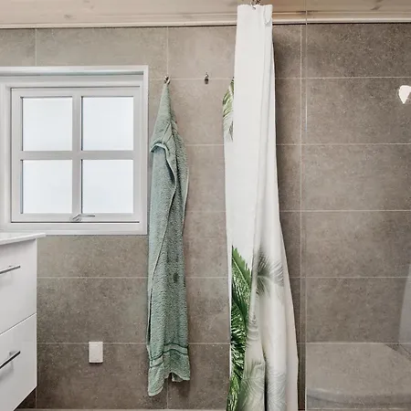 بيت للعطل 3 Bedroom Awesome In *